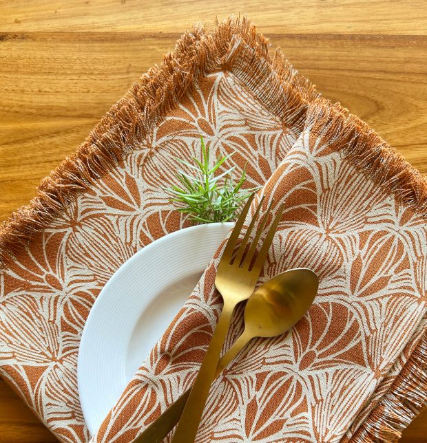 Metamorph Printed Cotton Table Napkins Brown – Set of 6 - Image 4